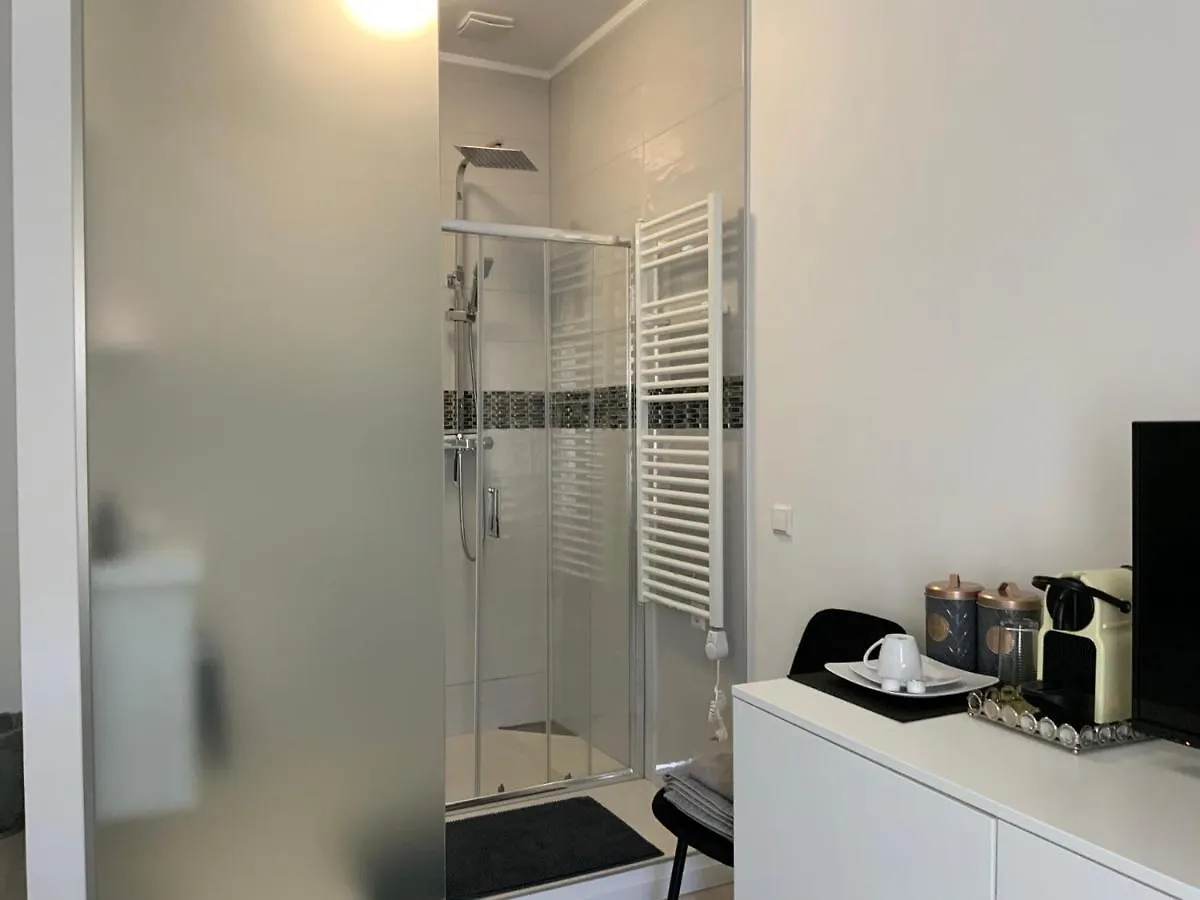 Executive Single Room With En-Suite In Guest House City Centre Luxembourg
